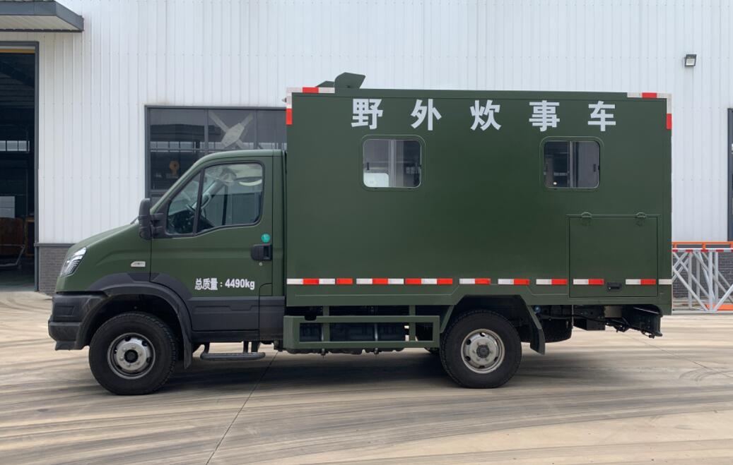 麦德泰牌NJR5045XZCDK野外自行式炊事车公告图片