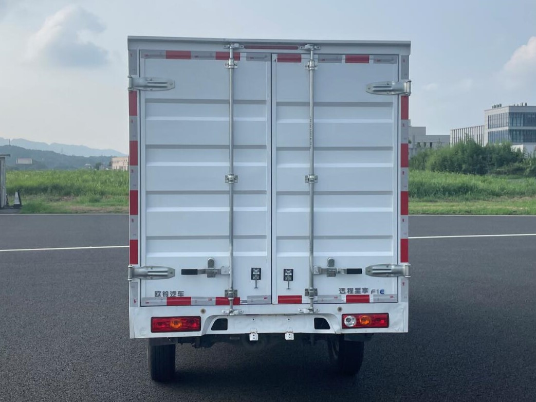 遠(yuǎn)程牌ZB5030XXYBEVGDD6純電動(dòng)廂式運(yùn)輸車公告圖片