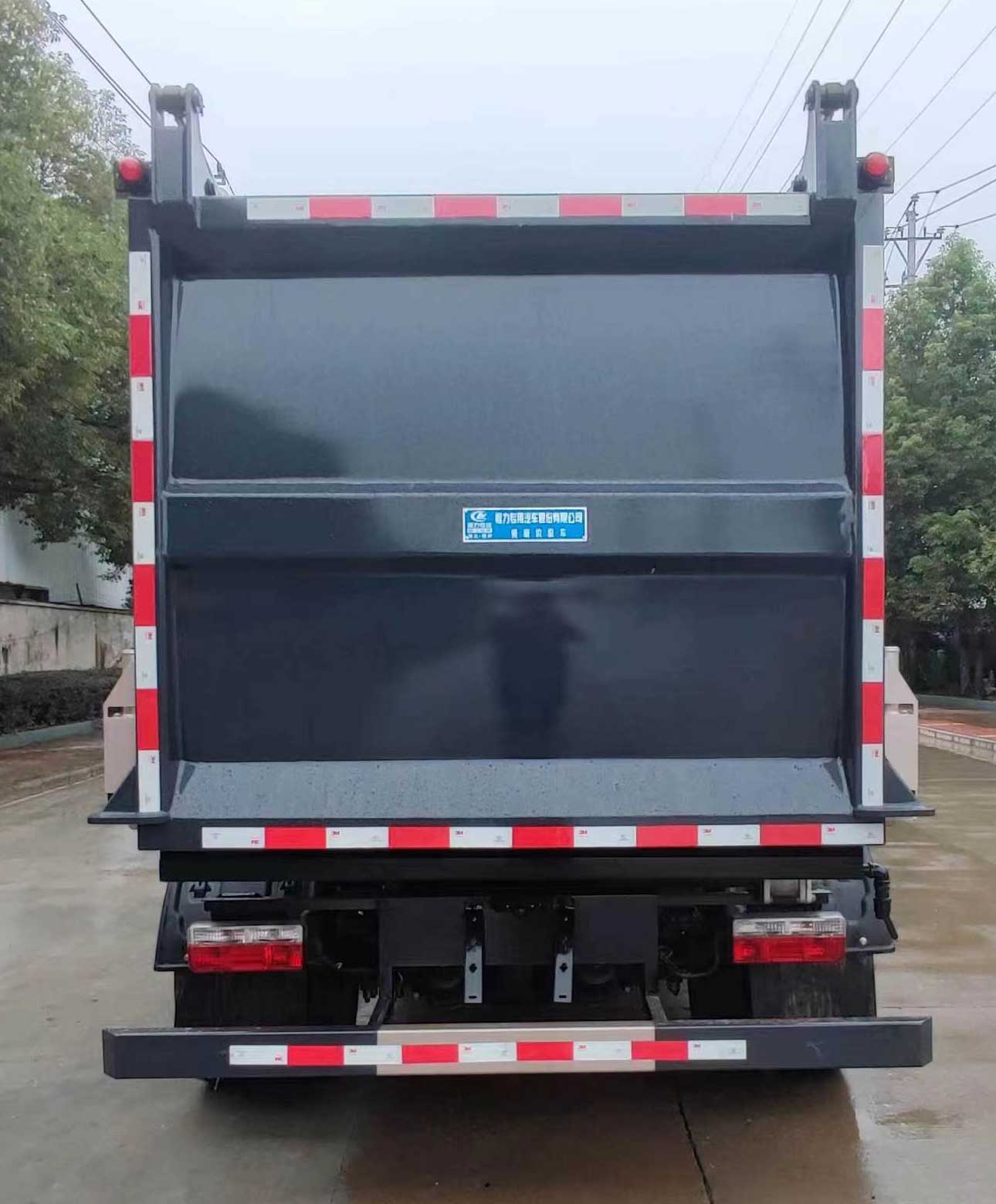 程力威牌CLW5120TCA6LZ餐廚垃圾車(chē)公告圖片