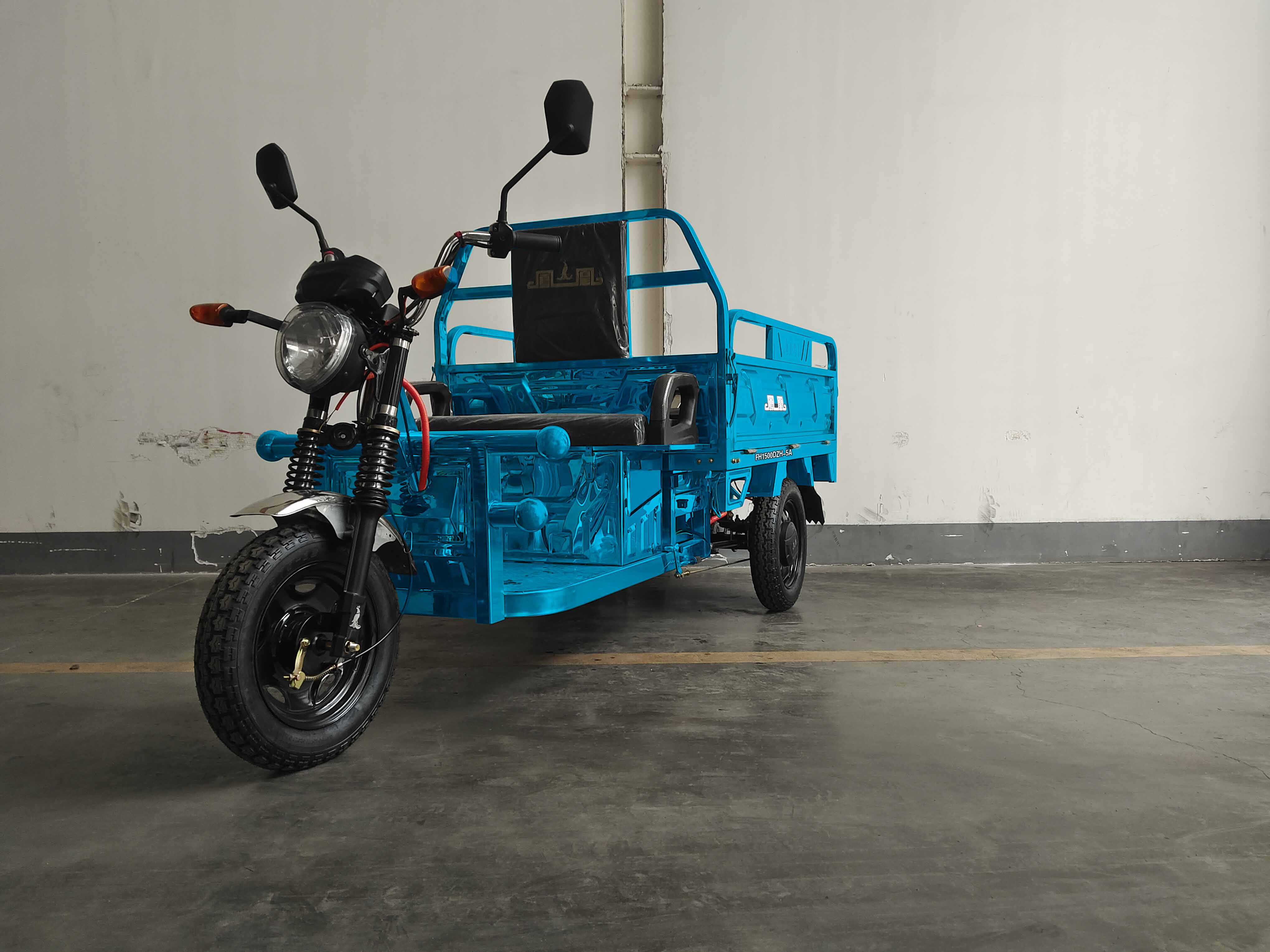 凤凰牌FH1500DZH-5A电动正三轮摩托车公告图片