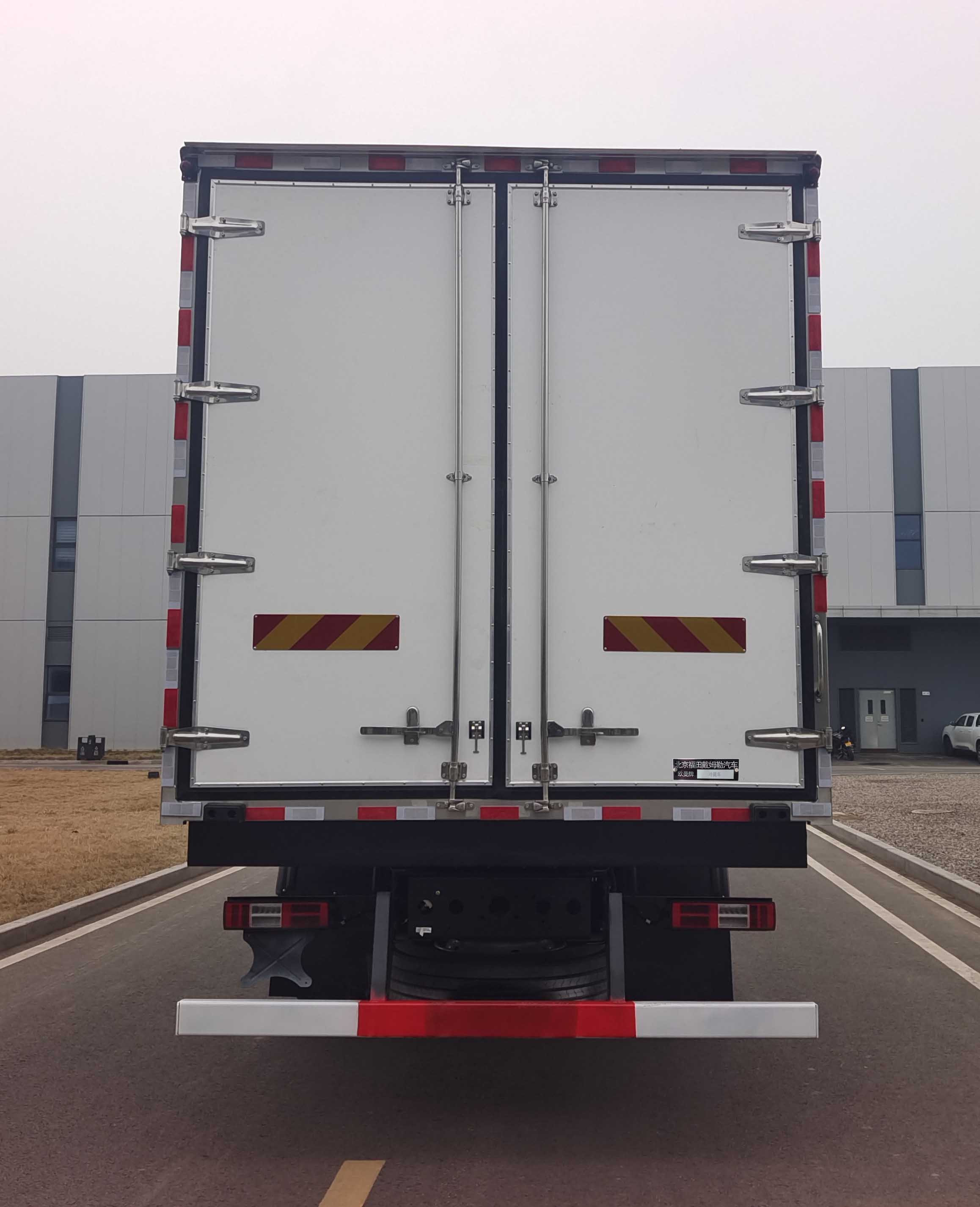 歐曼牌BJ5259XLCY6HPL-08冷藏車公告圖片