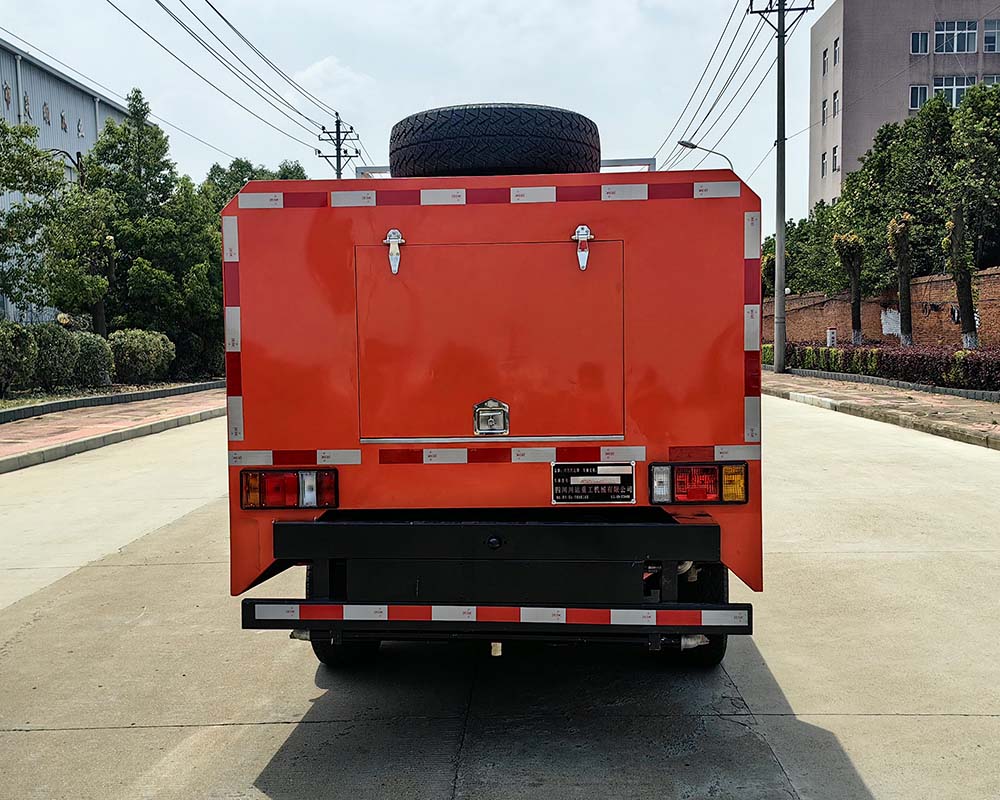 川丹汽運(yùn)牌PEN5044GSSQL6灑水車公告圖片