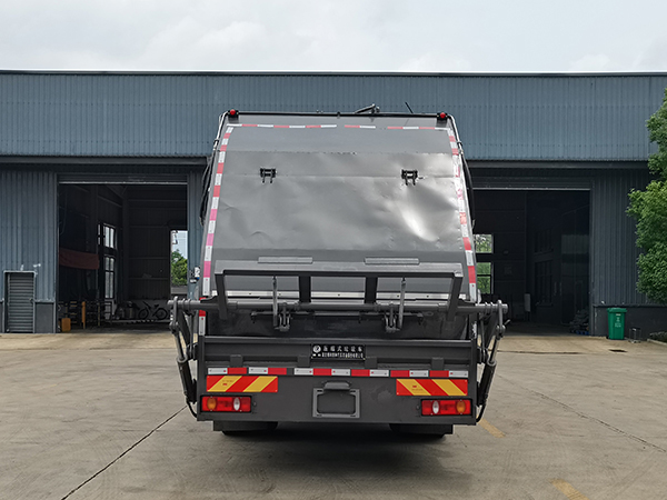 博利牌BLT5187ZYSD6壓縮式垃圾車公告圖片
