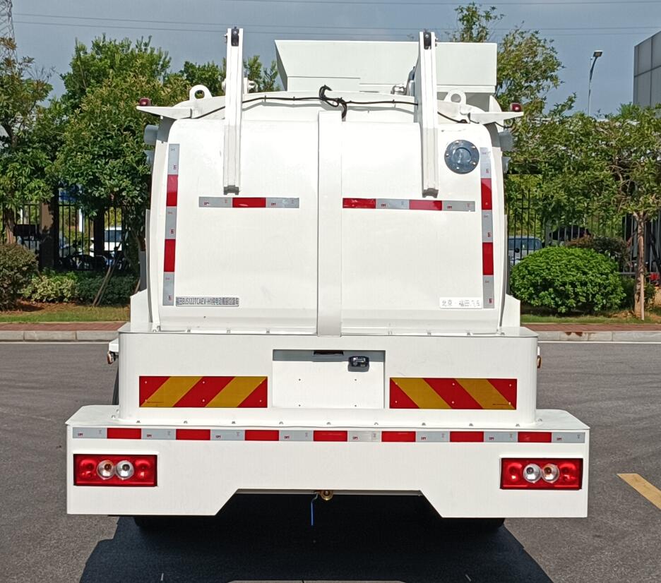 福田牌BJ5122TCAEV-H1純電動餐廚垃圾車公告圖片