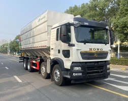 散装饲料运输车