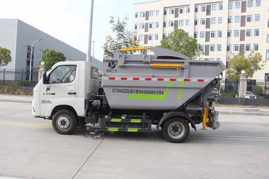 縱昂牌CLT5040ZZZBJBEV純電動自裝卸式垃圾車公告圖片