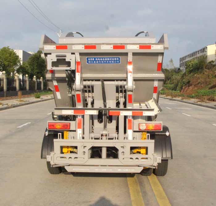 縱昂牌CLT5040ZZZBJBEV純電動自裝卸式垃圾車公告圖片