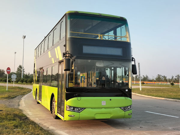 中国中车牌TEG6112BEVS01纯电动低入口双层城市客车图片