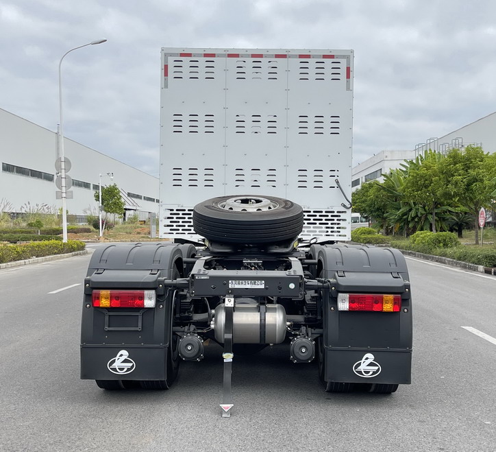 乘龙牌LZ4254H7DZFCEV燃料电池半挂牵引车公告图片