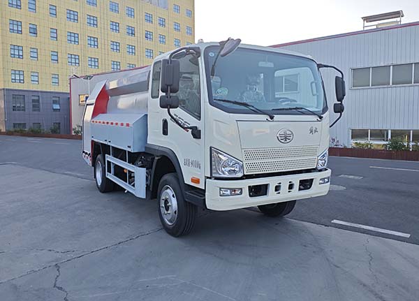 襄鑫鼎牌XDV5090GSSCA6洒水车