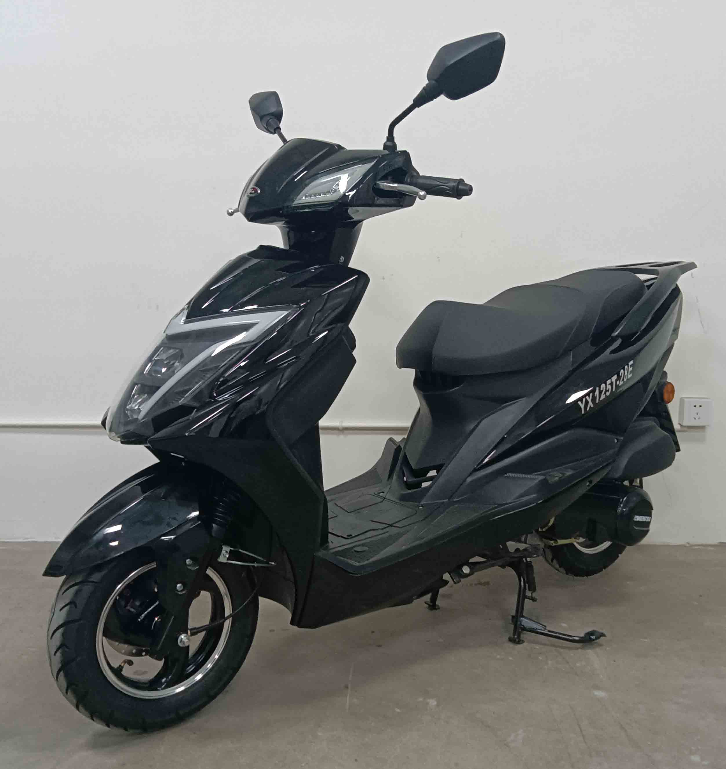 JL125T-28E 杰伦兰博牌125CC汽油前盘式后鼓式两轮摩托车图片