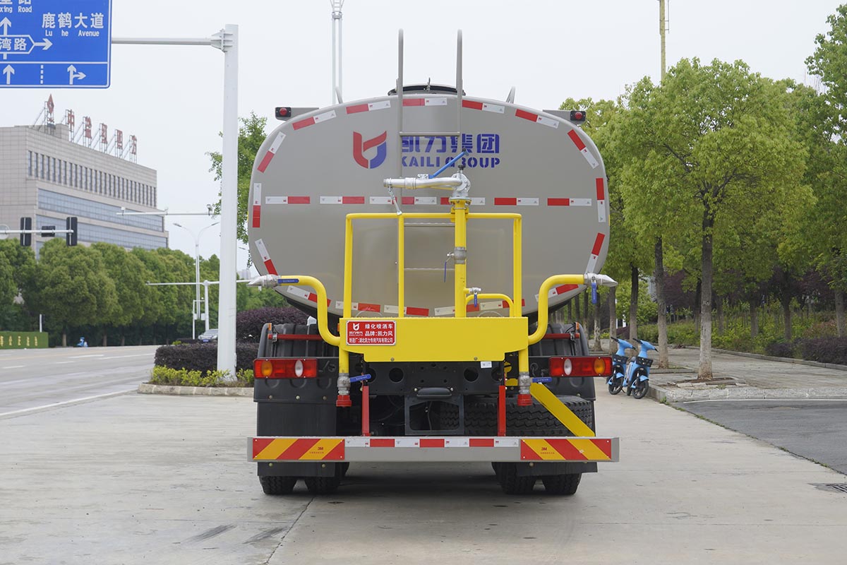 东风专底-D3 KLF5250GPSD6绿化喷洒车公告图片