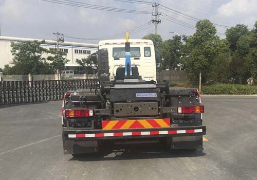 樂潔牌JLL5310ZXXZZE6車廂可卸式垃圾車公告圖片