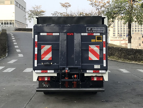 纯电动密闭式桶装垃圾车图片