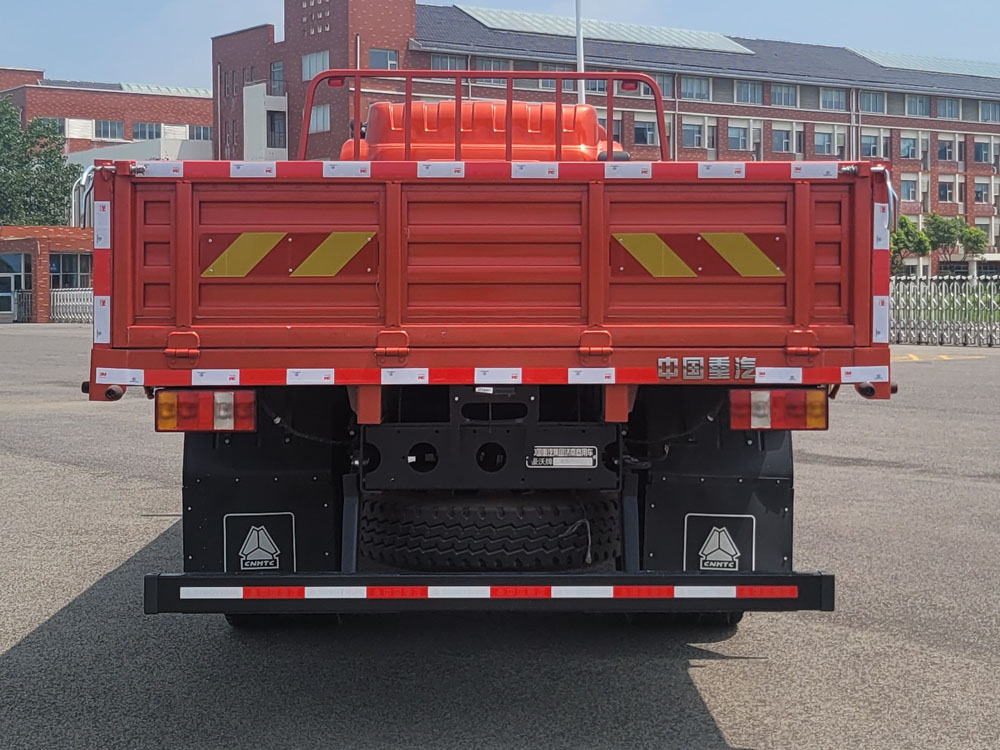 ZZ1147H4215F1B 豪沃牌160马力单桥柴油5.5米国六载货汽车图片