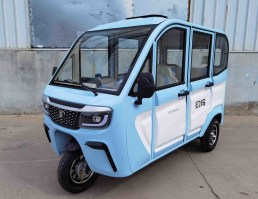 电动正三轮摩托车