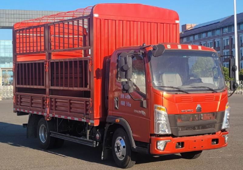 豪沃牌ZZ5047CCYF3114F145仓栅式运输车