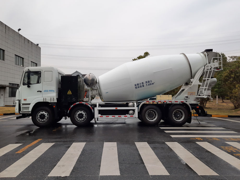 遠程牌HN5311GJBN22C5BEVY純電動混凝土攪拌運輸車公告圖片
