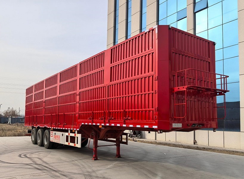 华鲁业兴牌13.8米33.9吨3轴厢式运输半挂车(HYX9401XXYE)