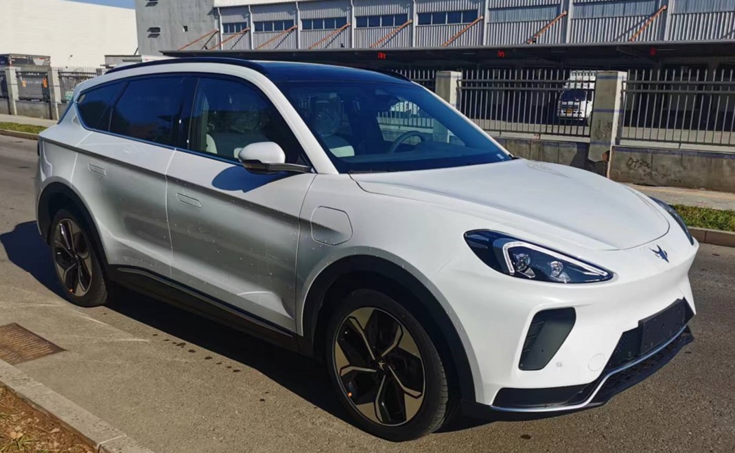 极狐牌4.8米5座纯电动多用途乘用车(BJ6480A603BEV)