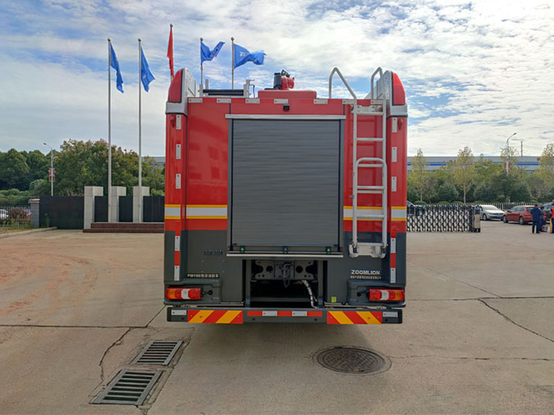 中联牌ZLF5382GXFPM180泡沫消防车公告图片