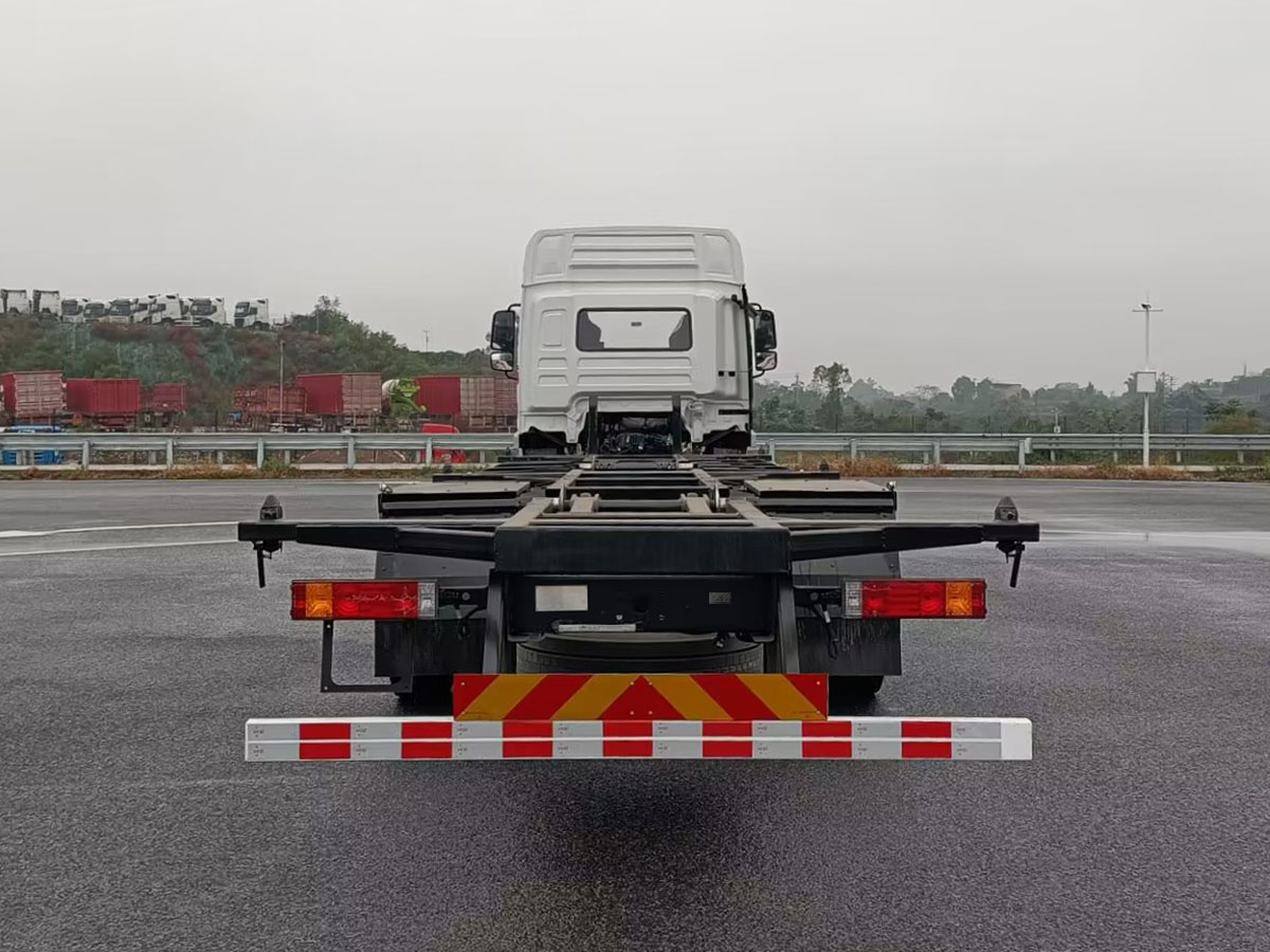 陜汽牌SX5189ZKXLA721F2車廂可卸式汽車公告圖片