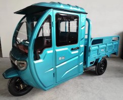 电动正三轮摩托车