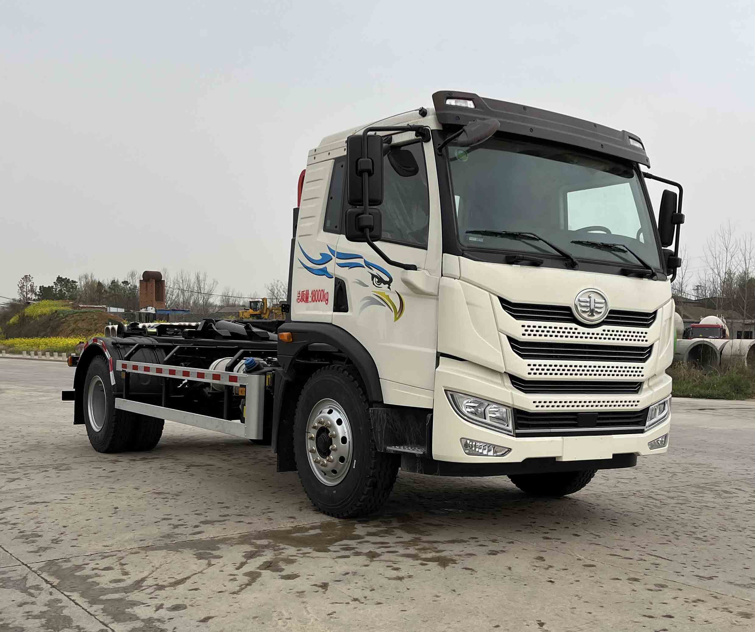 啟敬牌QHV5180ZXXCA6車廂可卸式垃圾車公告圖片