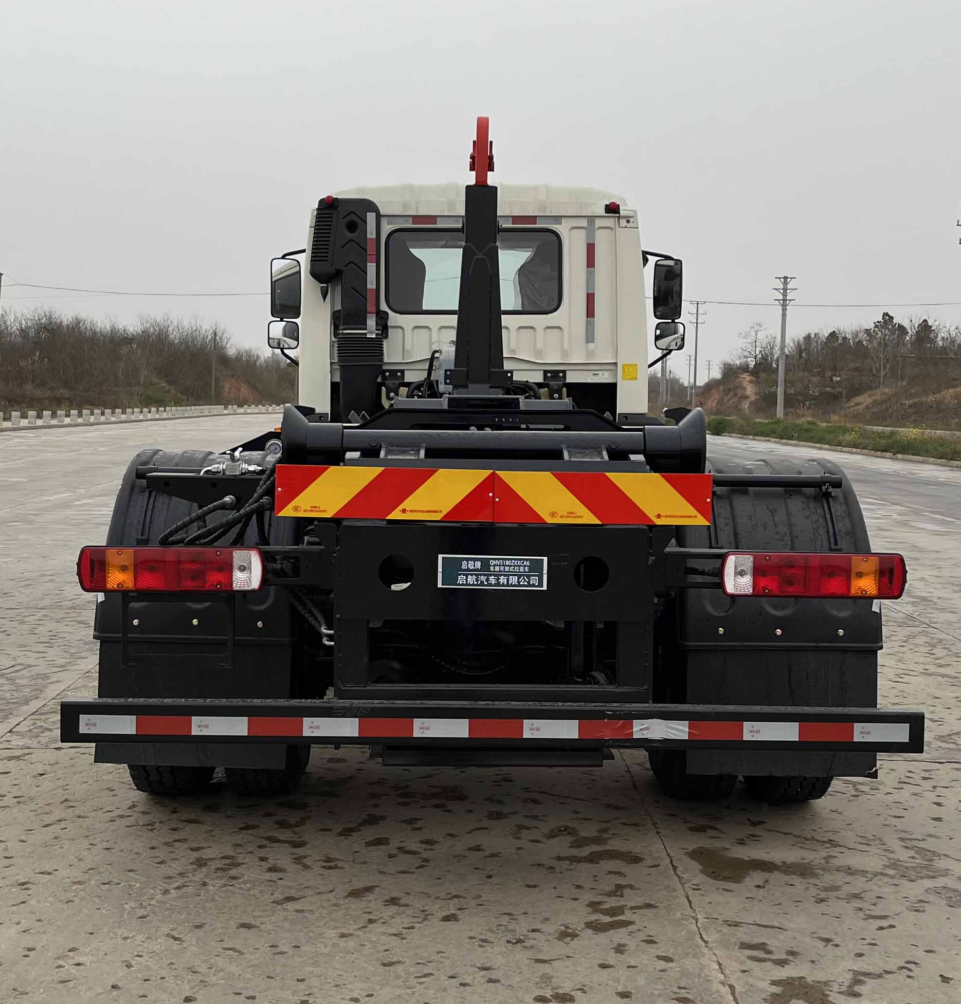 啟敬牌QHV5180ZXXCA6車廂可卸式垃圾車公告圖片