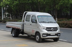 轻型载货汽车