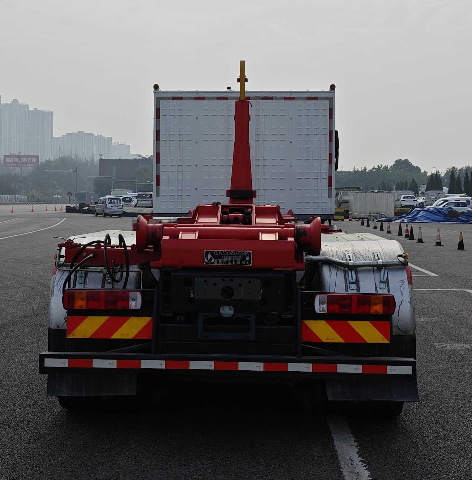 啟敬牌QHV5310ZXXZZBEV純電動(dòng)車廂可卸式垃圾車公告圖片