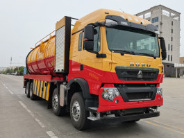 清洗吸污车