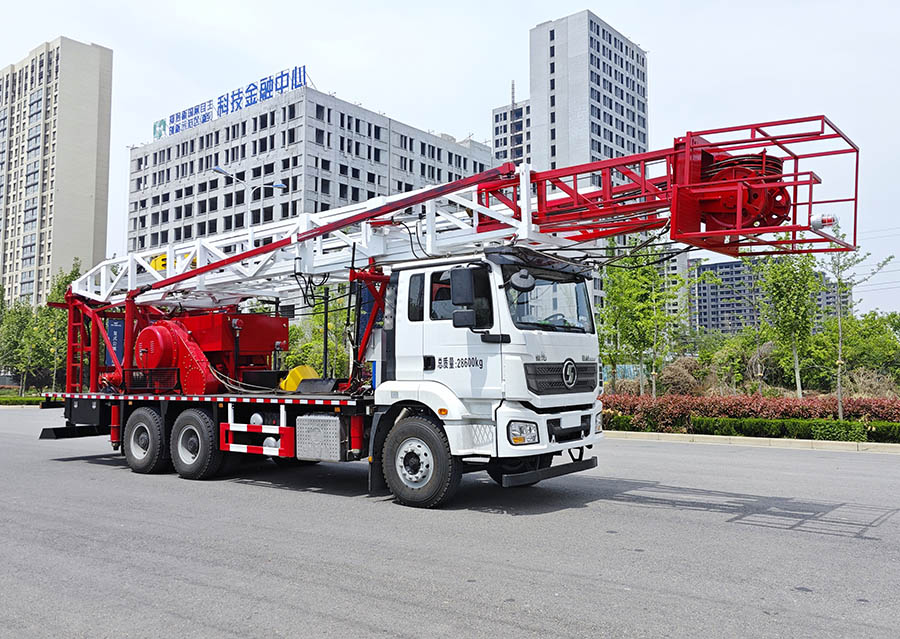 YZZ5290TXJSX6型修井机图片