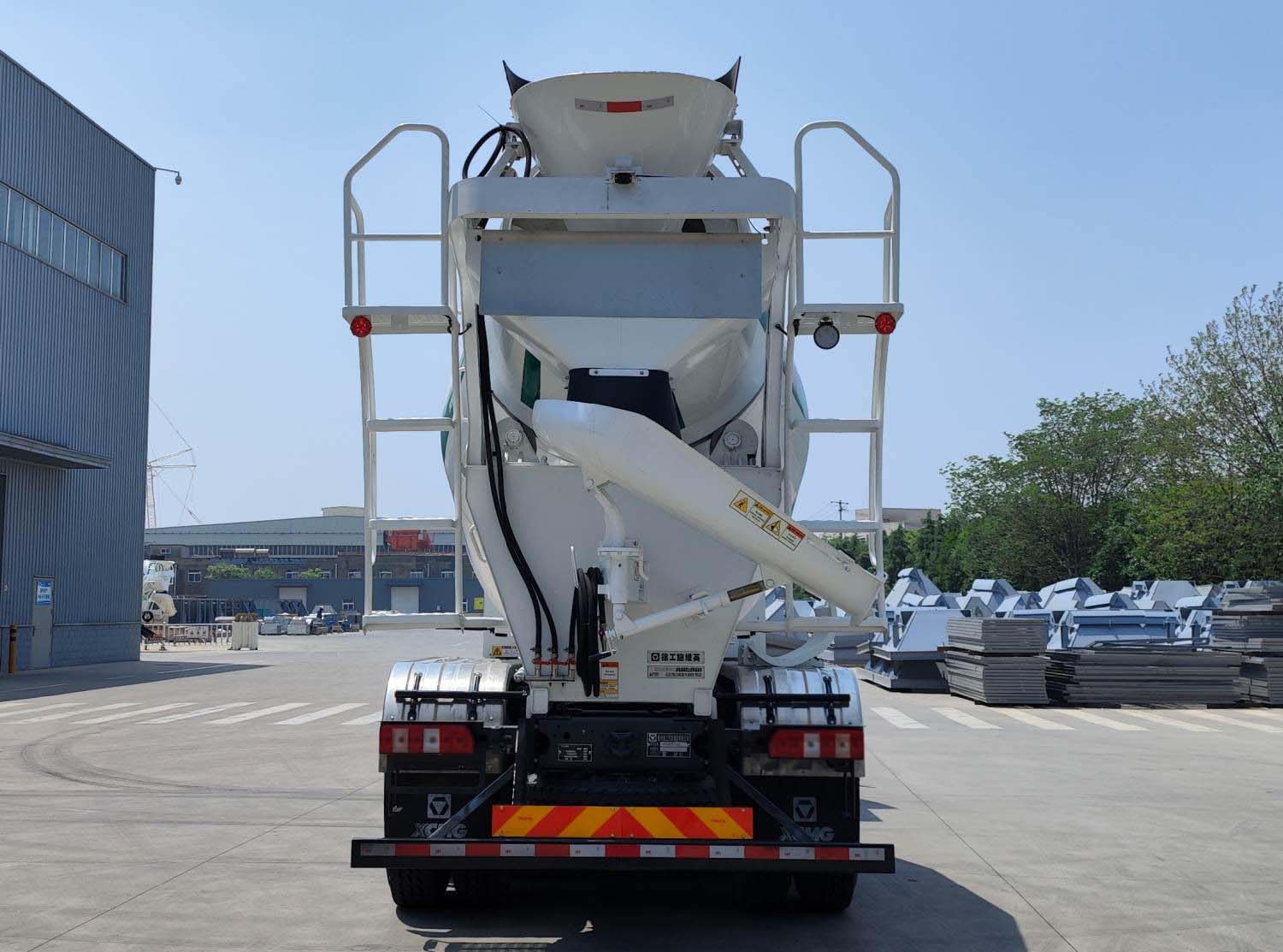 徐工牌XZS5316GJBNDEV2純電動混凝土攪拌運輸車公告圖片