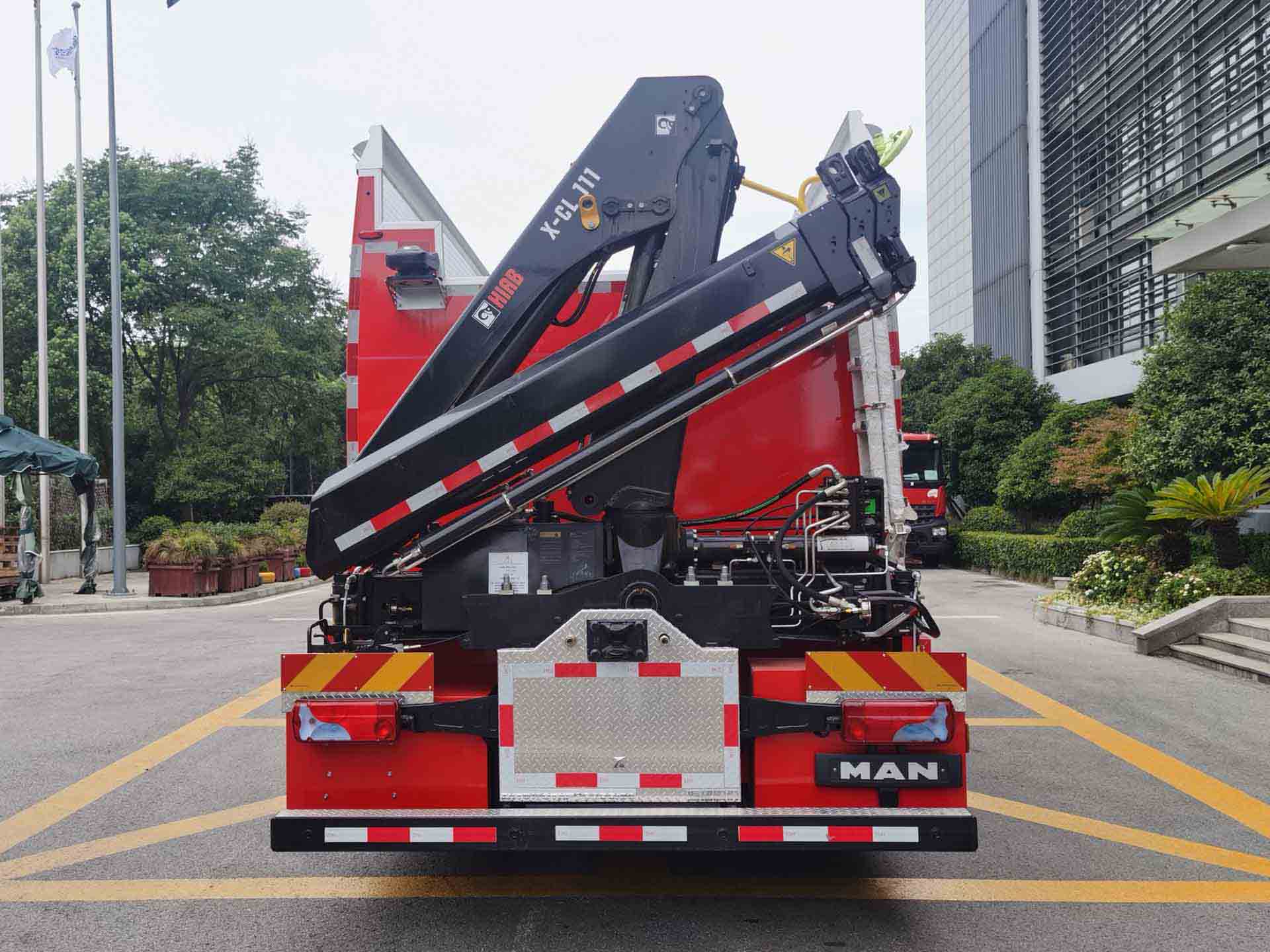 振翔股份牌ZXT5180TXFQC200/B6器材消防车公告图片