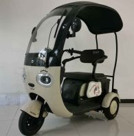 电动正三轮摩托车