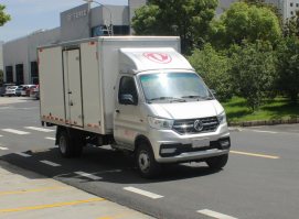 厢式运输车
