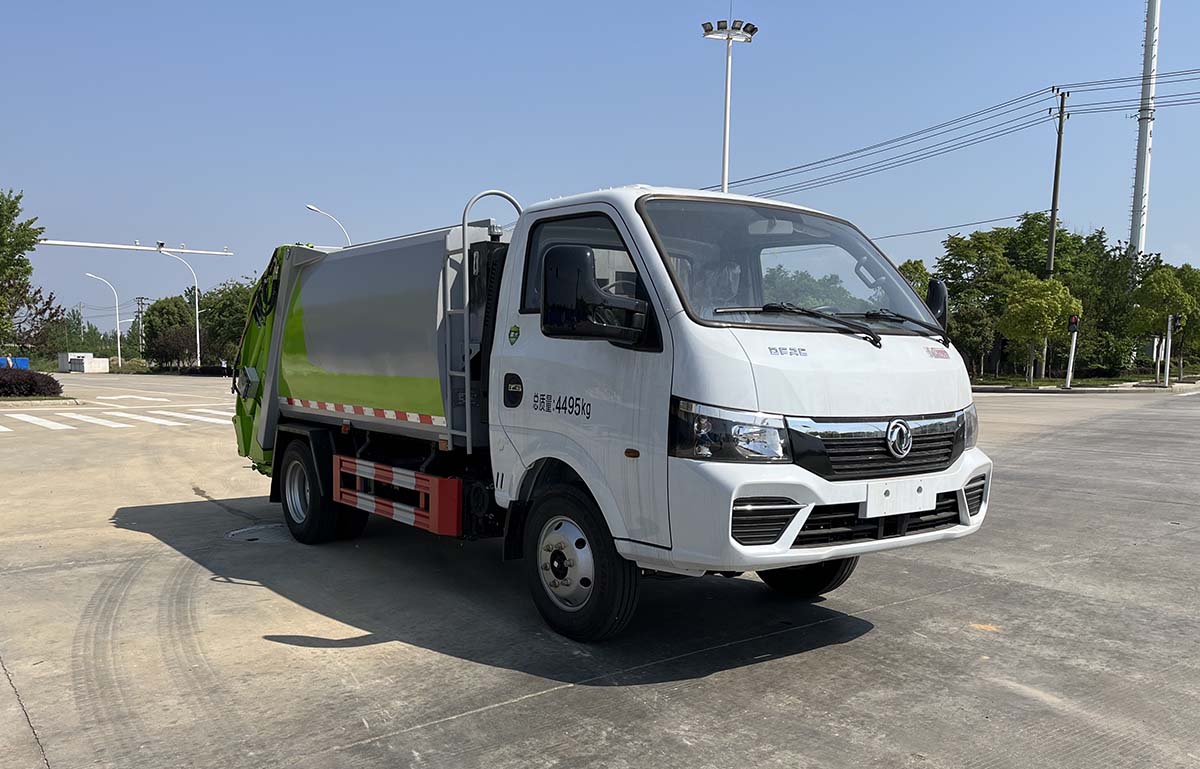 迈德盛牌YAD5045ZYSEQ6压缩式垃圾车