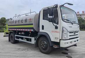 绿化喷洒车