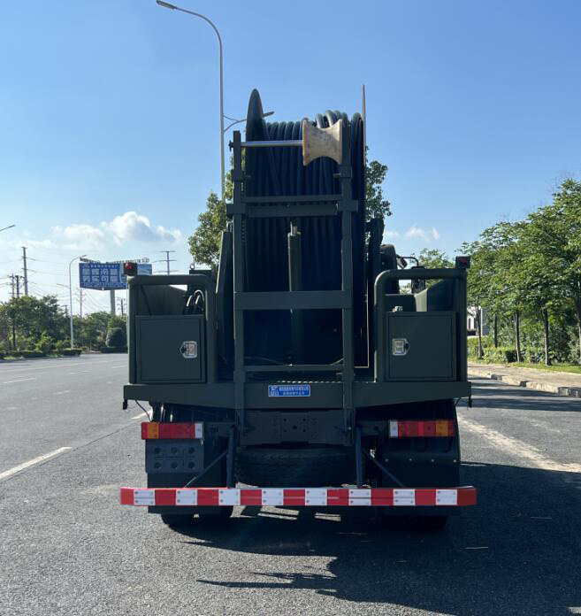 豐霸牌STD5100TLG連續(xù)油管作業(yè)車公告圖片