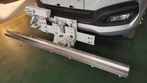 虹宇牌HYS5031TYHBEV純電動(dòng)路面養(yǎng)護(hù)車公告圖片