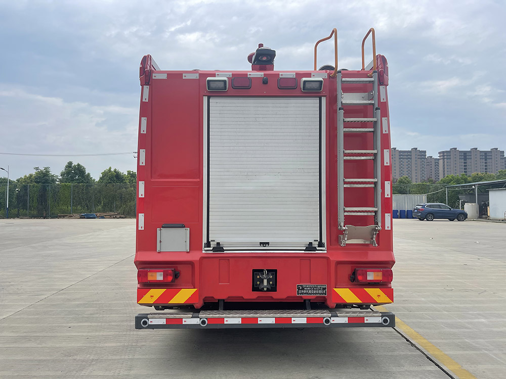 中卓时代牌ZXF5190GXFAP50/V6压缩空气泡沫消防车公告图片