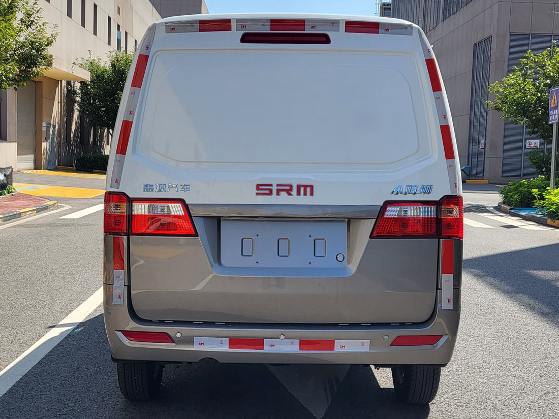 鑫源牌JKC5025XXYA6X0廂式運(yùn)輸車公告圖片