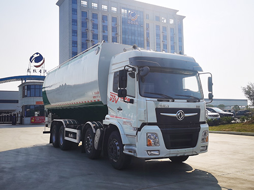 龙牧双星牌LMX5310ZSLDFV6散装饲料运输车公告图片
