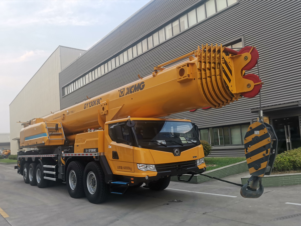 徐工牌XZJ5600JQZ130K汽车起重机公告图片