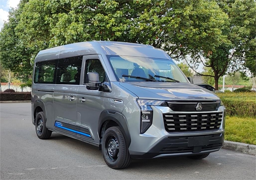 渝州牌5.5米6座多用途乘用车(YZ6550YFFB0Z)