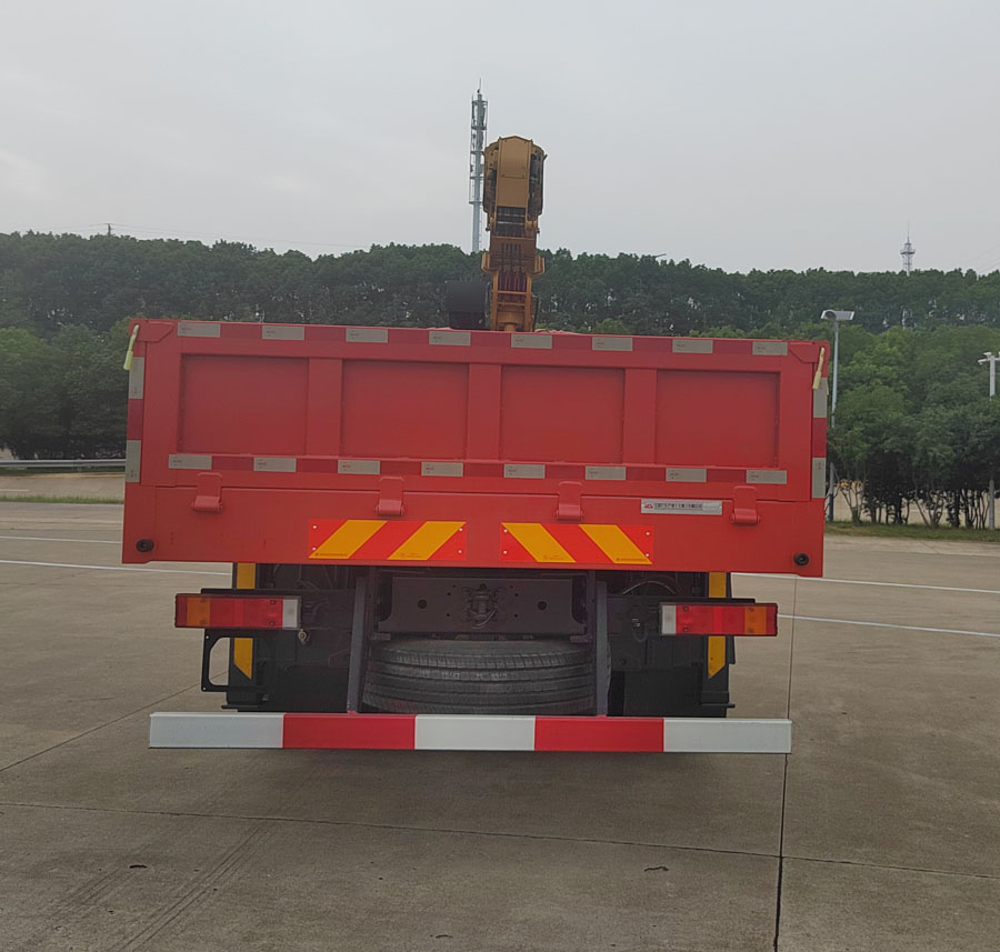 寶路隨車牌ABL5310JSQAX13隨車起重運(yùn)輸車公告圖片