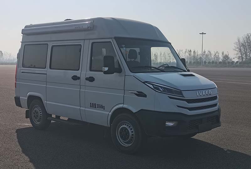 宏运牌HYD5040TSYNJ宿营车