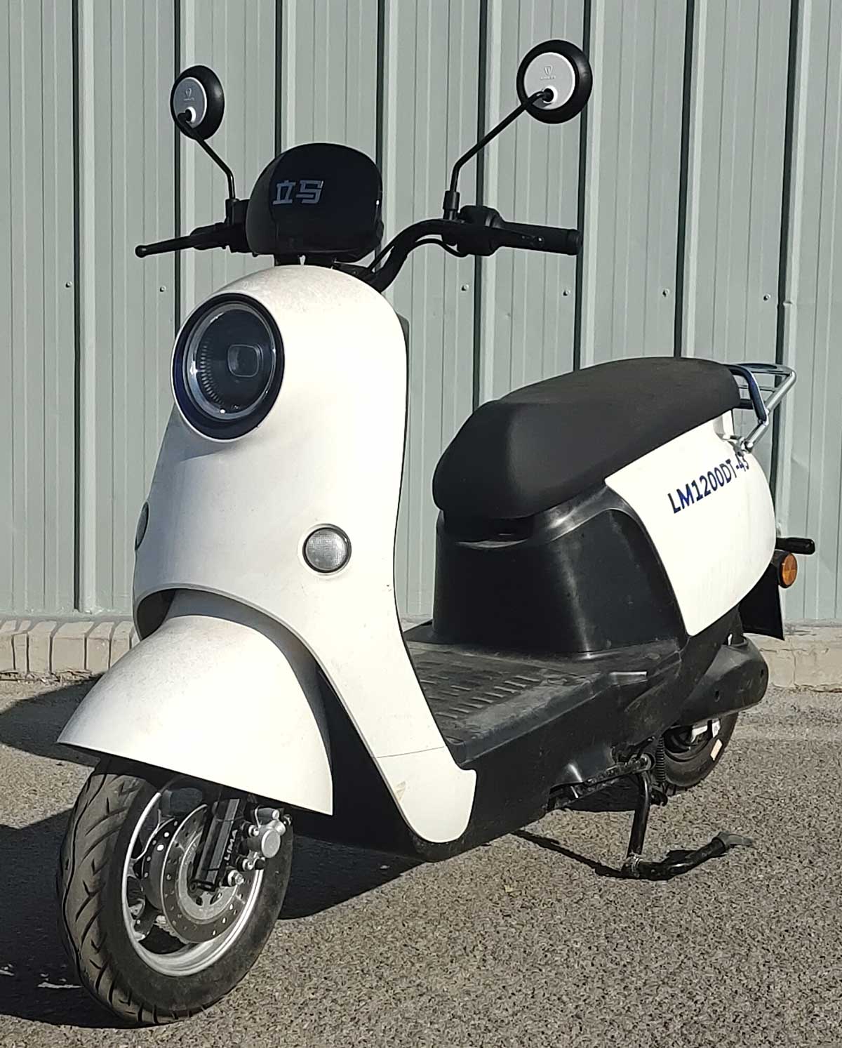 LM1200DT-43 立马牌纯电动前盘式/鼓式后鼓式电动两轮摩托车图片