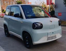 知豆牌LZD7001BEV21型纯电动轿车
